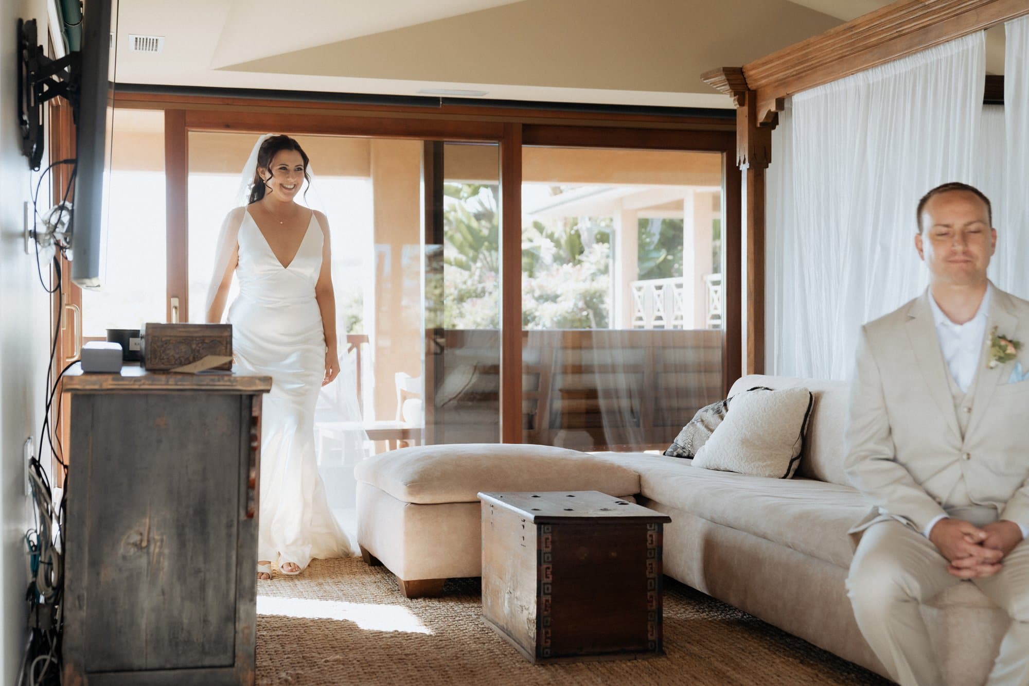A real California micro wedding by Our Little Wedding