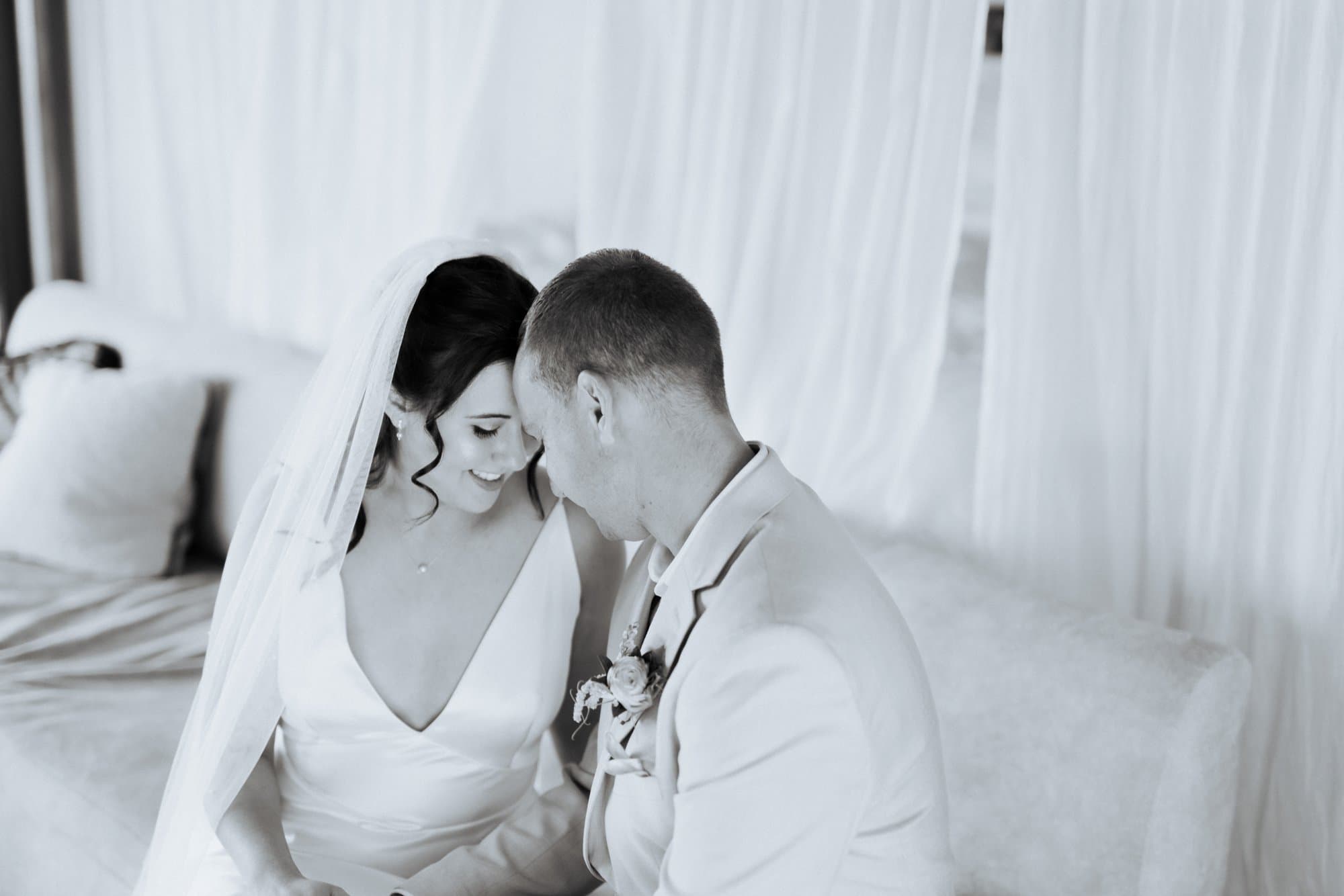 private cliffside residence wedding socal live painter, Brianna & John at Coastal Palms Private Residence