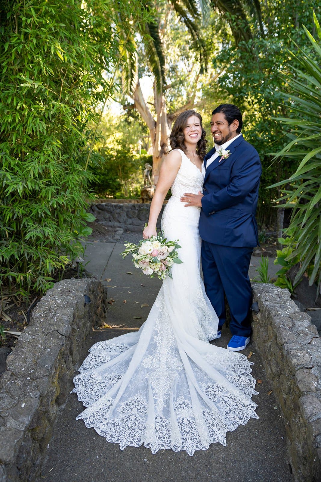 Hannah & Ray at their Sonoma micro wedding