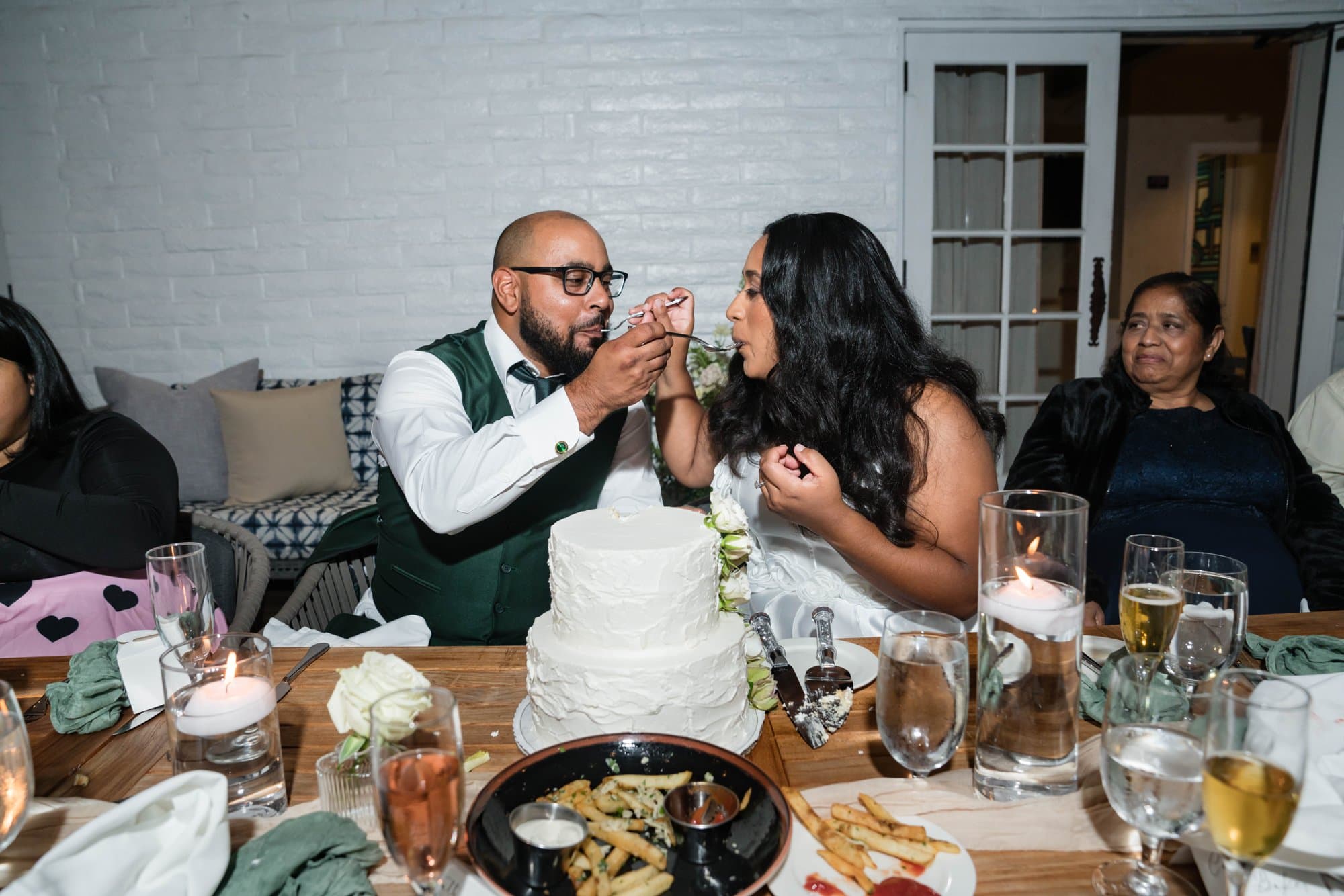Cakes & Desserts, micro wedding vendor in California