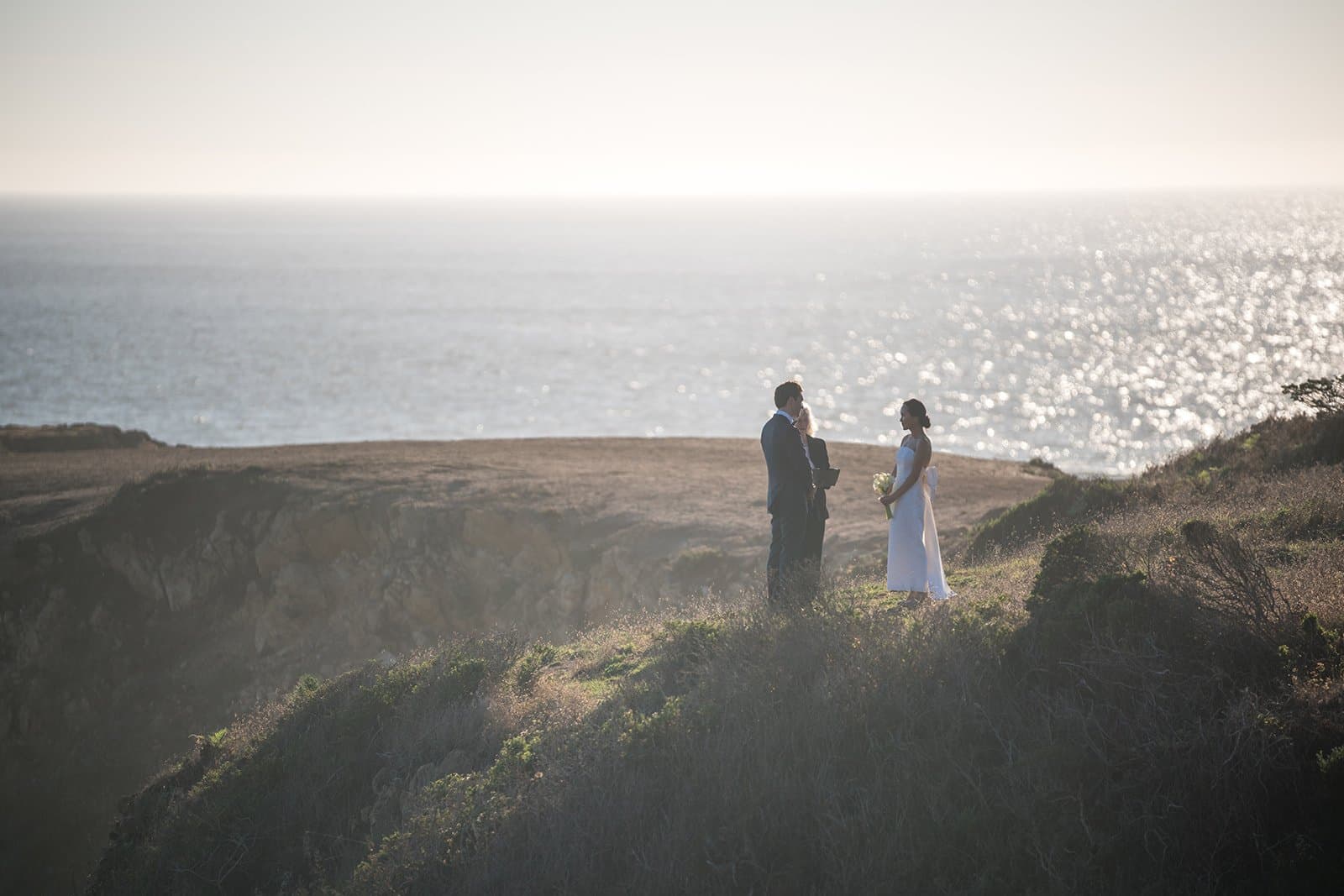 A real California micro wedding by Our Little Wedding
