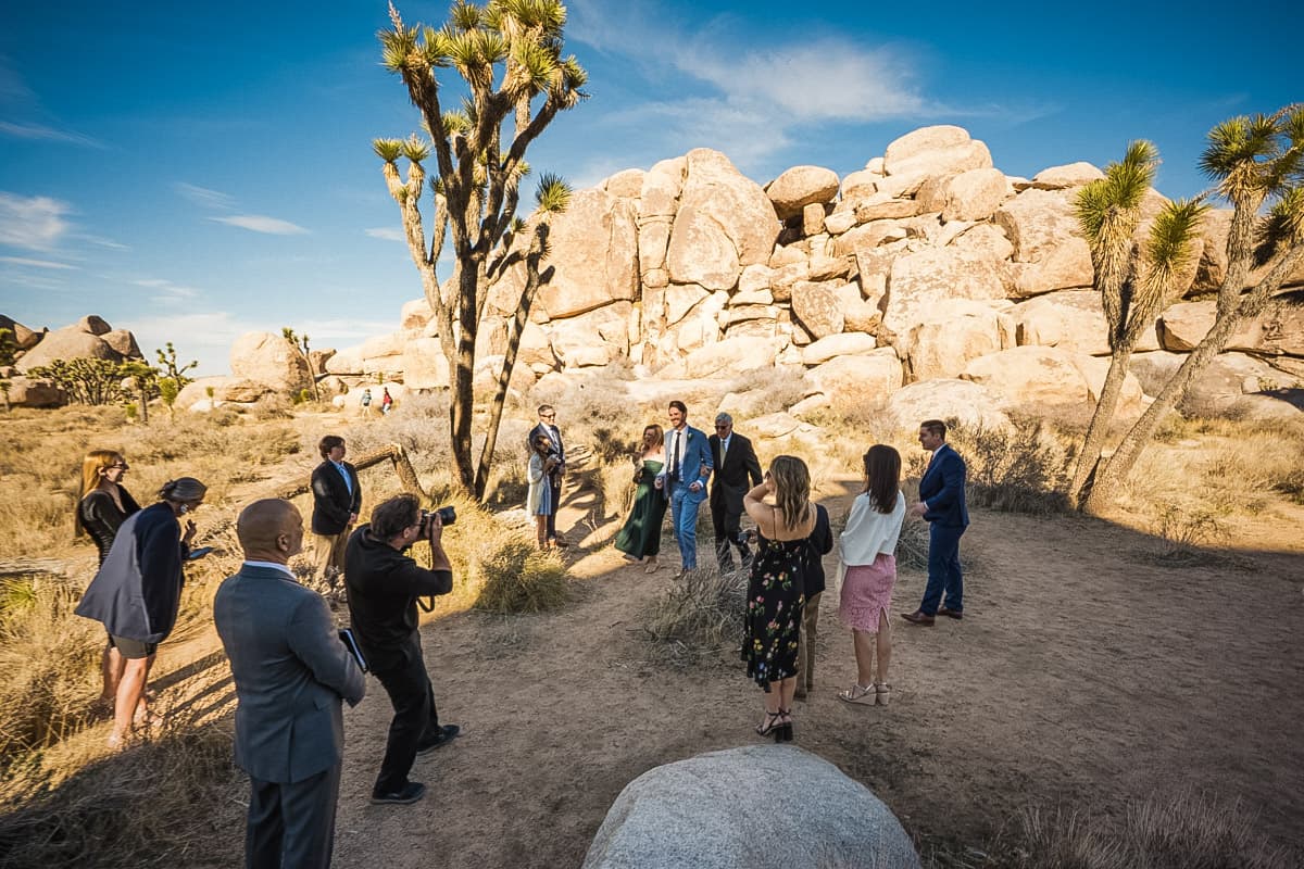 A real California micro wedding by Our Little Wedding