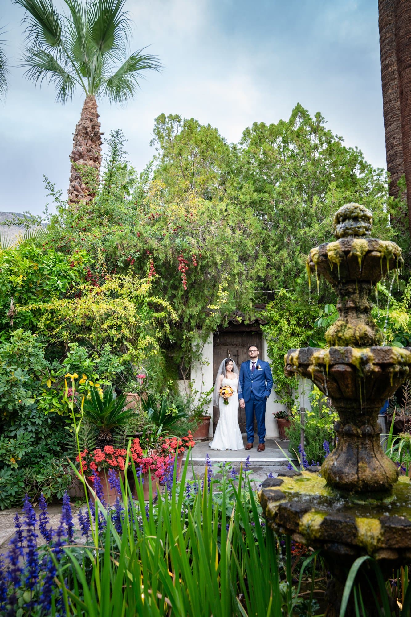 A real California micro wedding by Our Little Wedding