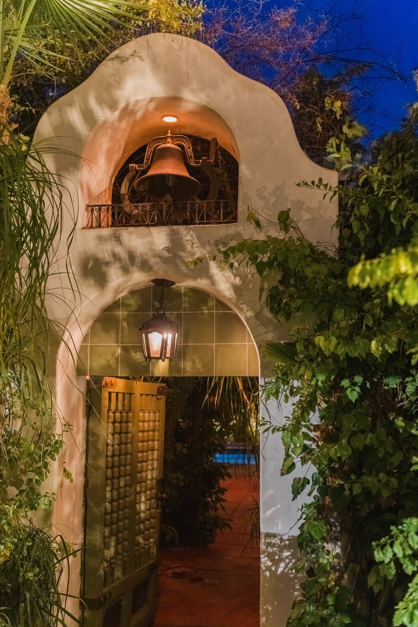 Venues, micro wedding vendor in California