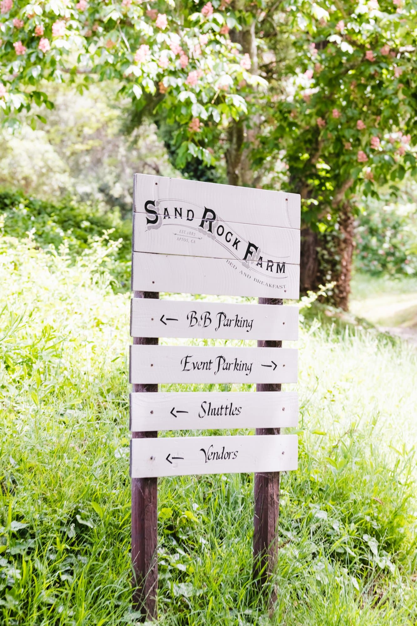 Venues, micro wedding vendor in Other California