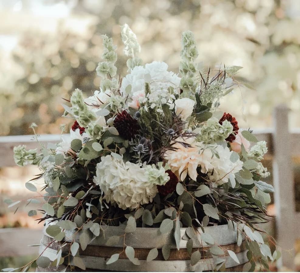 Florists, micro wedding vendor in Wine Country