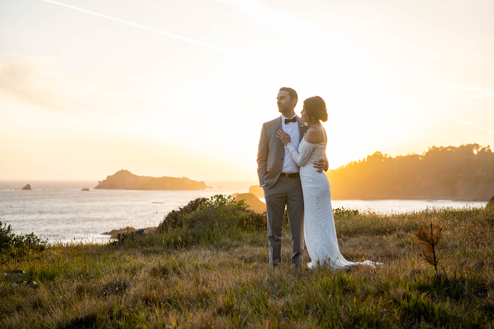 Golden sunset elopement on Mendocino coast
